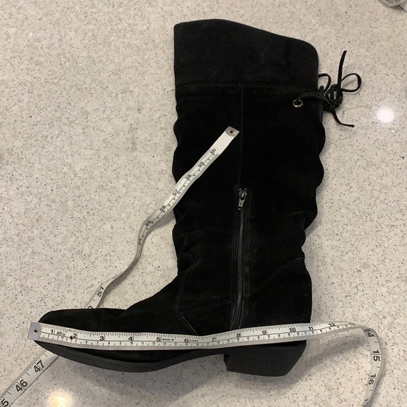 Suede boots - Picture 3 of 5